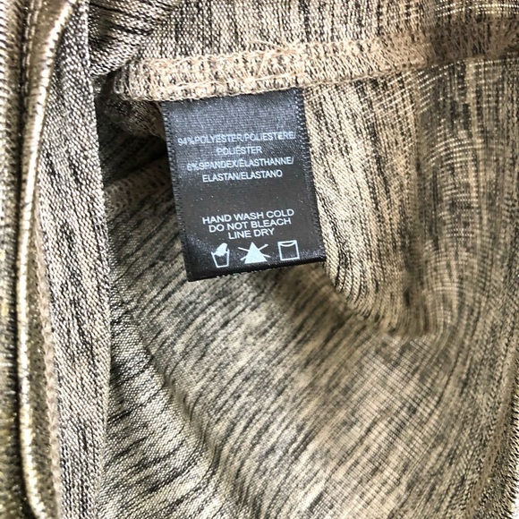 NWT Anthropologie Sunday in Brooklyn Metallic Gold Tiered Blouse - Picture 5 of 8